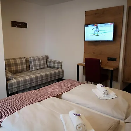 Aschauer Hof Z'fritzn מלון 3*